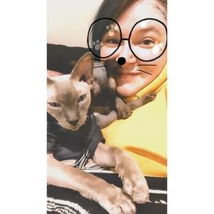 Meet your Posher, Kaitlyn